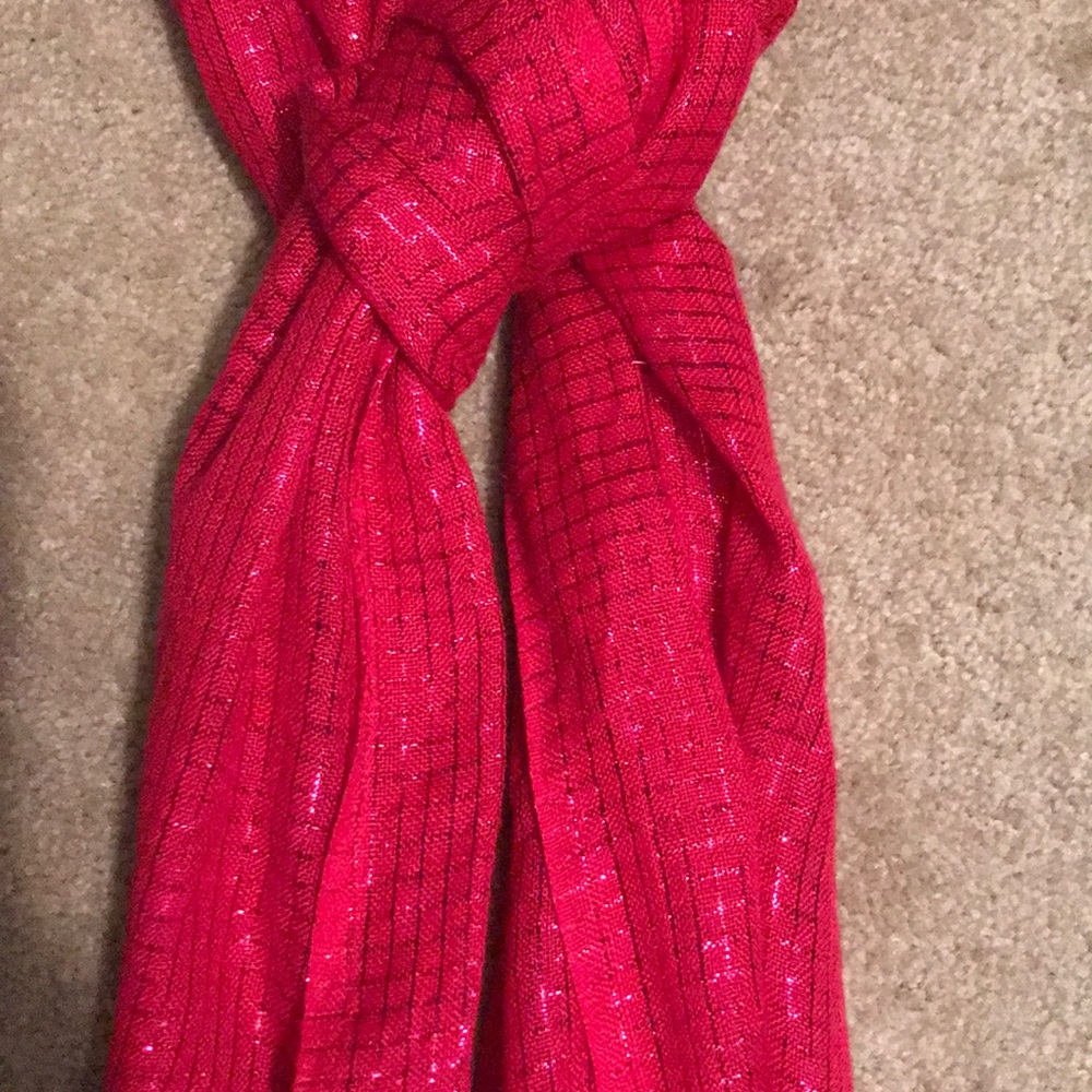Scarf - Picture 2 of 3